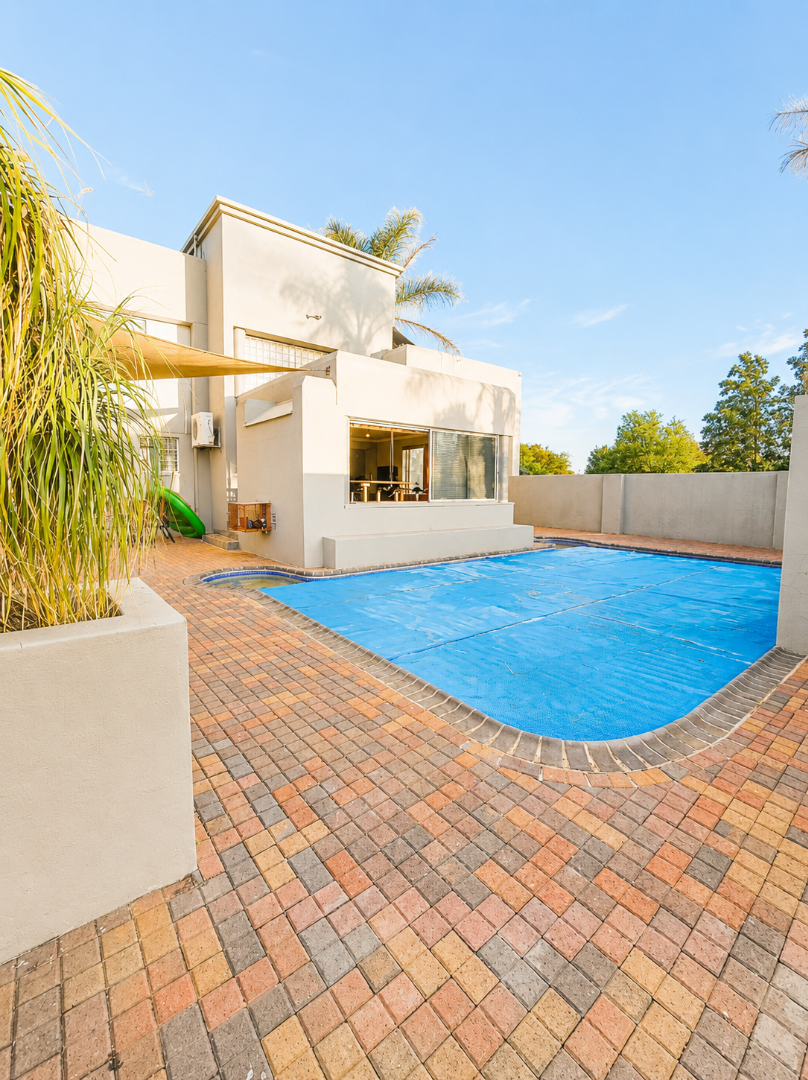 5 Bedroom Property for Sale in Klerksdorp Rural North West